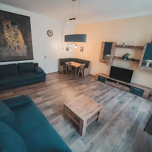 Renovated Close To First District Wiedeń